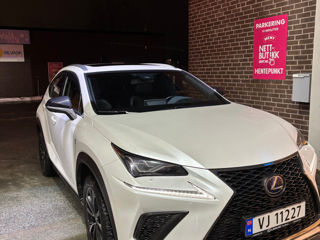 Lexus NX Series foto 3