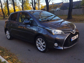 Toyota Yaris foto 1