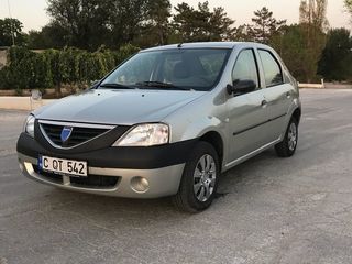 Dacia Logan foto 1