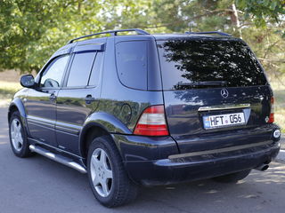 Mercedes ML Class foto 1