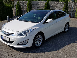 Hyundai i40 foto 1