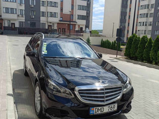 Mercedes E-Class foto 2