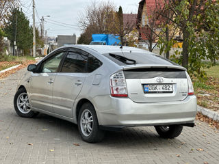 Toyota Prius foto 6