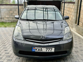 Toyota Prius foto 2