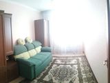 Apartament in centrul Ialoveni foto 6