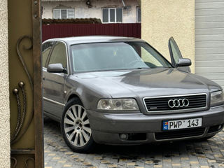 Audi A8 foto 2