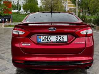 Ford Fusion foto 5