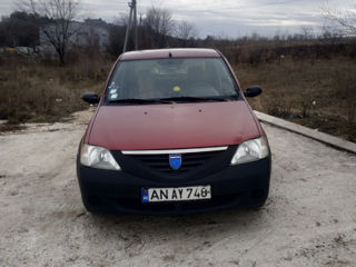 Dacia Logan foto 1