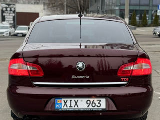 Skoda Superb foto 6