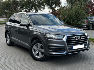 Audi Q7 foto 1