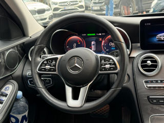 Mercedes C-Class фото 9