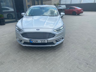 Ford Fusion foto 3