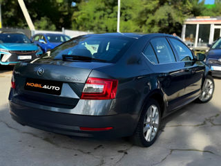 Skoda Octavia foto 4