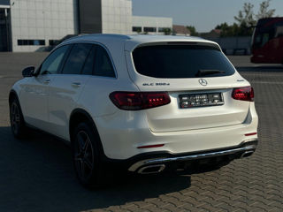 Mercedes GLC foto 8