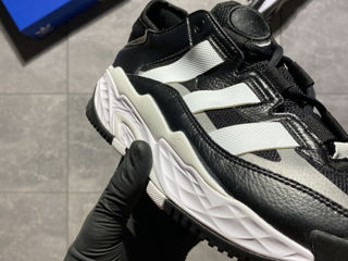 Adidas Niteball Black/White Unisex foto 2