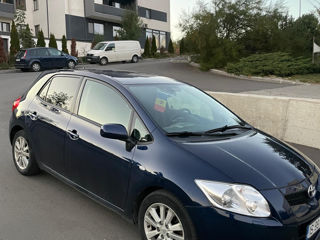 Toyota Auris foto 2