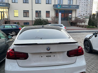 BMW 3 Series foto 6