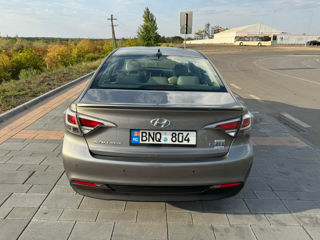 Hyundai Sonata foto 3