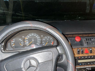 Mercedes E-Class foto 6