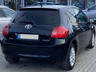 Toyota Auris foto 3