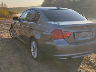 BMW 3 Series foto 5