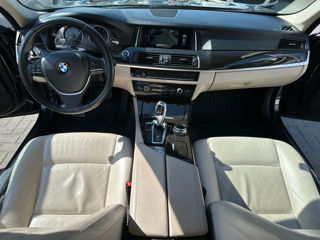 BMW 5 Series foto 9