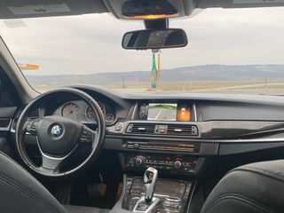 BMW 5 Series foto 3