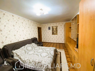 Apartament cu 2 camere, 56 m², Buiucani, Chișinău foto 2