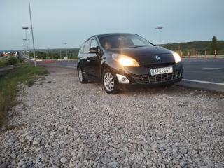 Renault Grand Scenic foto 7