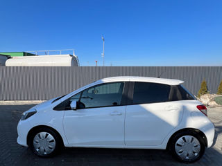 Toyota Yaris foto 11