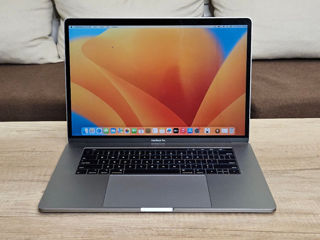 Macbook Pro 15 2018 (i9 8x 4.00Ghz, 16Gb, 256Gb, Radeon Pro 555 4Gb)