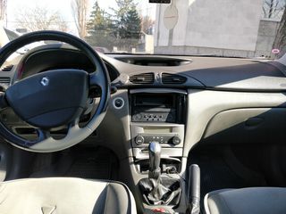 Renault Laguna foto 3