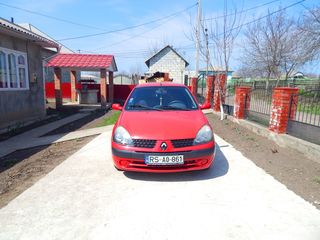 Renault Clio foto 3