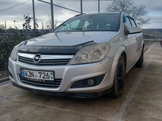 Opel Astra foto 2