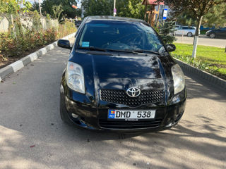 Toyota Yaris foto 3