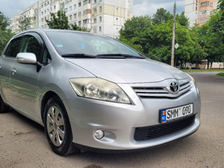 Toyota Auris foto 2