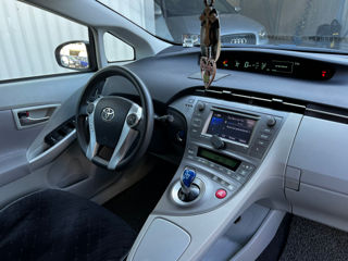 Toyota Prius foto 8