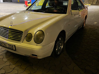 Mercedes E-Class