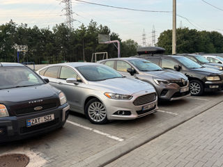 Ford Fusion foto 4