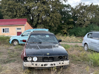 Vînd pese BMW e34