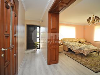 Casă cu 2 nivele, Măgdăcești 160 mp, 79900 € ! foto 4