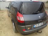 Renault Grand Scenic foto 2