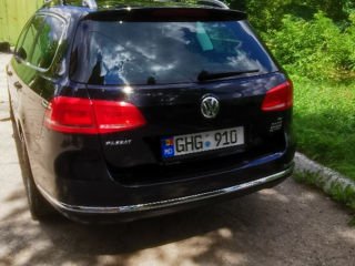 Volkswagen Passat foto 4