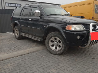 Mitsubishi Pajero Sport foto 6