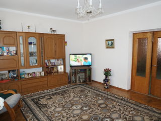 Хороший добротный дом в Яловень (возможен обмен) foto 10