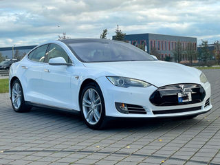 Tesla Model S foto 4