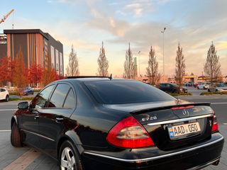 Mercedes E-Class foto 4