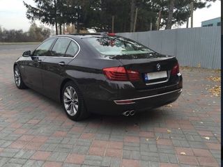 BMW 5 Series foto 3