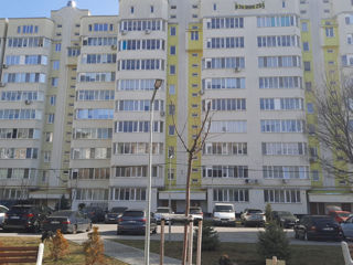 2-х комнатная квартира, 81 м², Чокана, Кишинёв