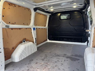 Ford Transit Customs foto 6